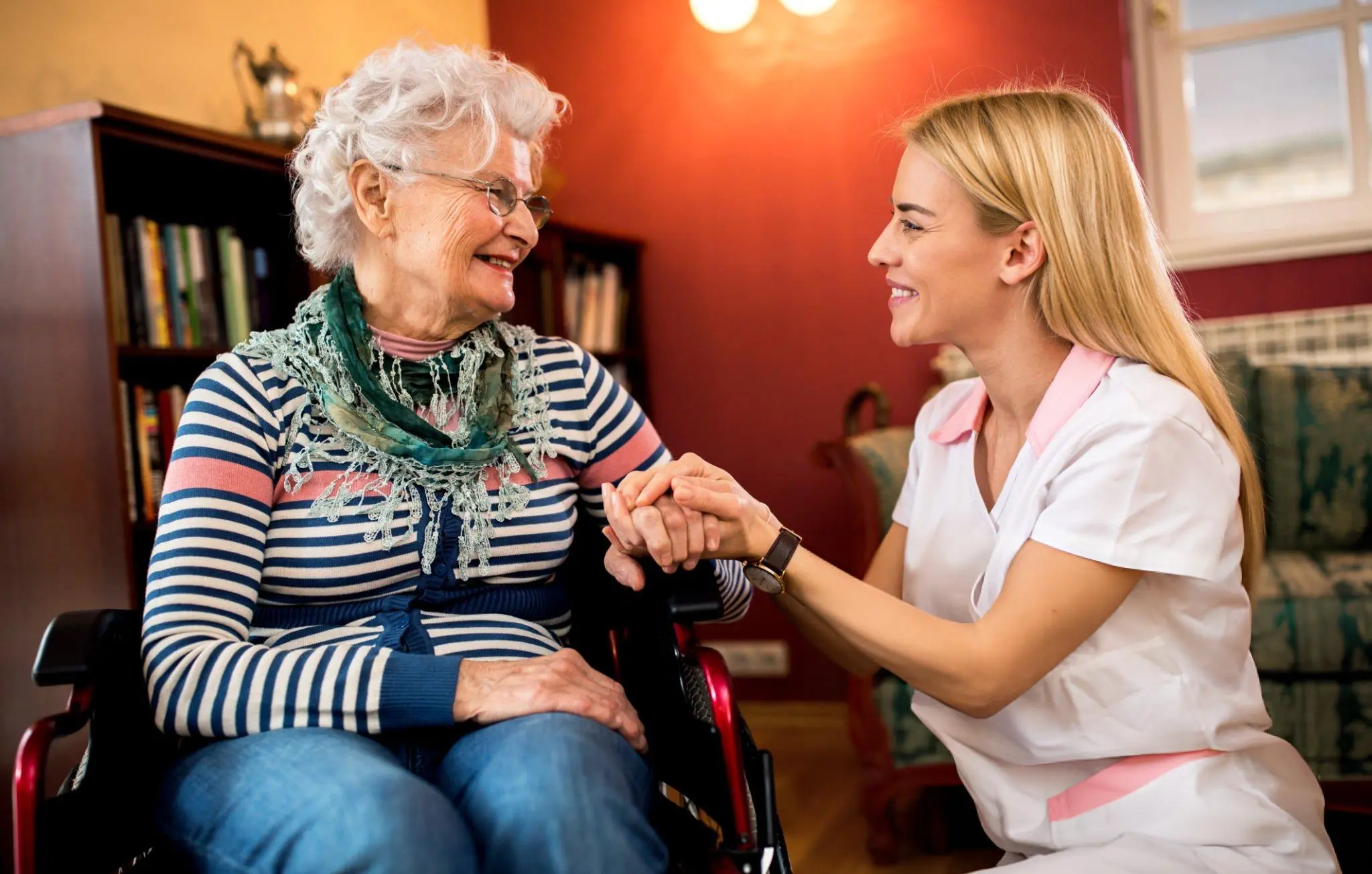 Lifestyle support for peripheral neuropathy treatment including nerve-healthy nutrition and daily exercise guidance